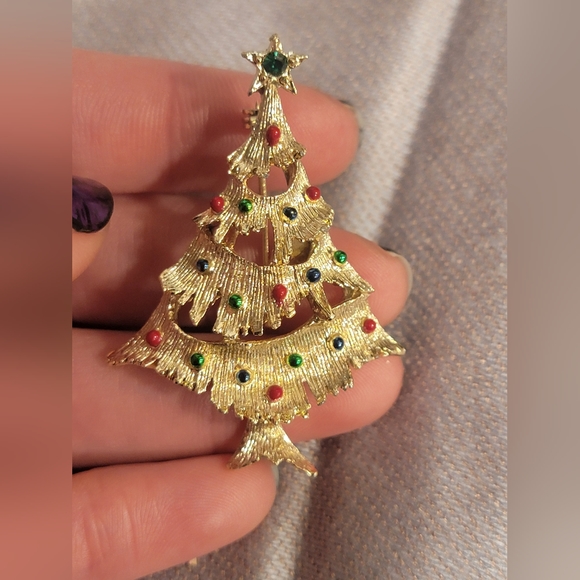 Three Vintage Christmas Pins/Brooches, Tree, Candle, Santa - Picture 2 of 12